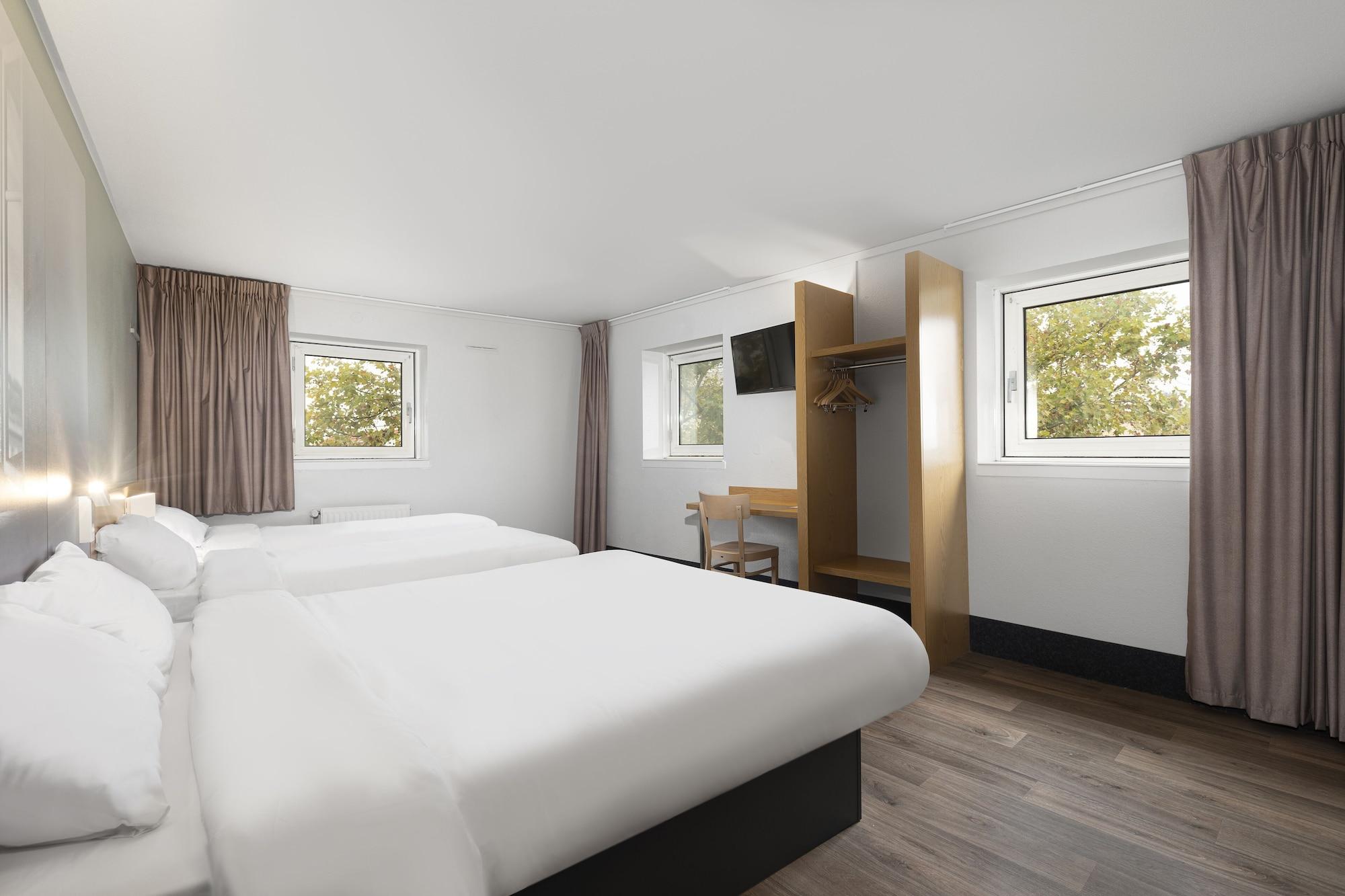 B&B Hotel Lyon Centre Monplaisir Bagian luar foto